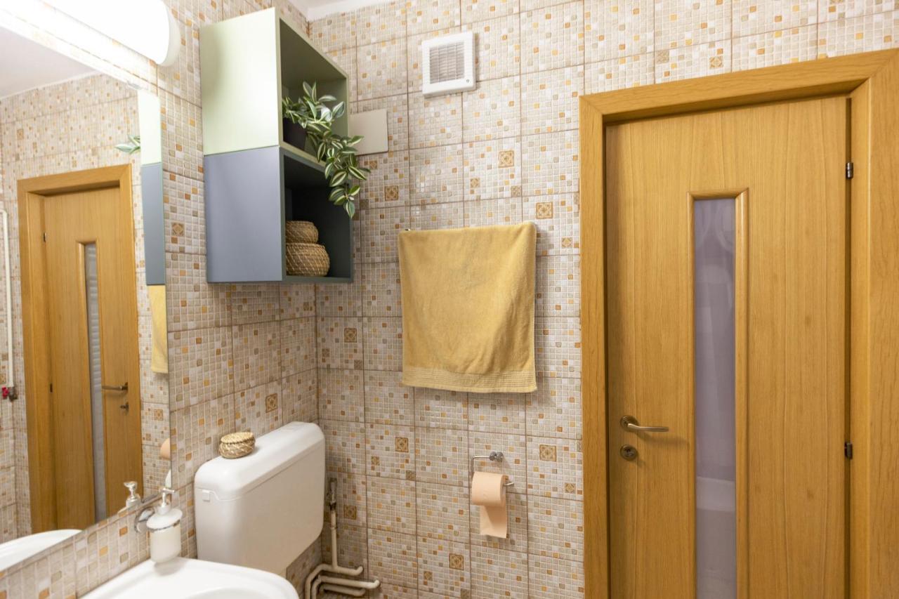 13 Septembrie Apt, Near Marriott Бухарест Экстерьер фото