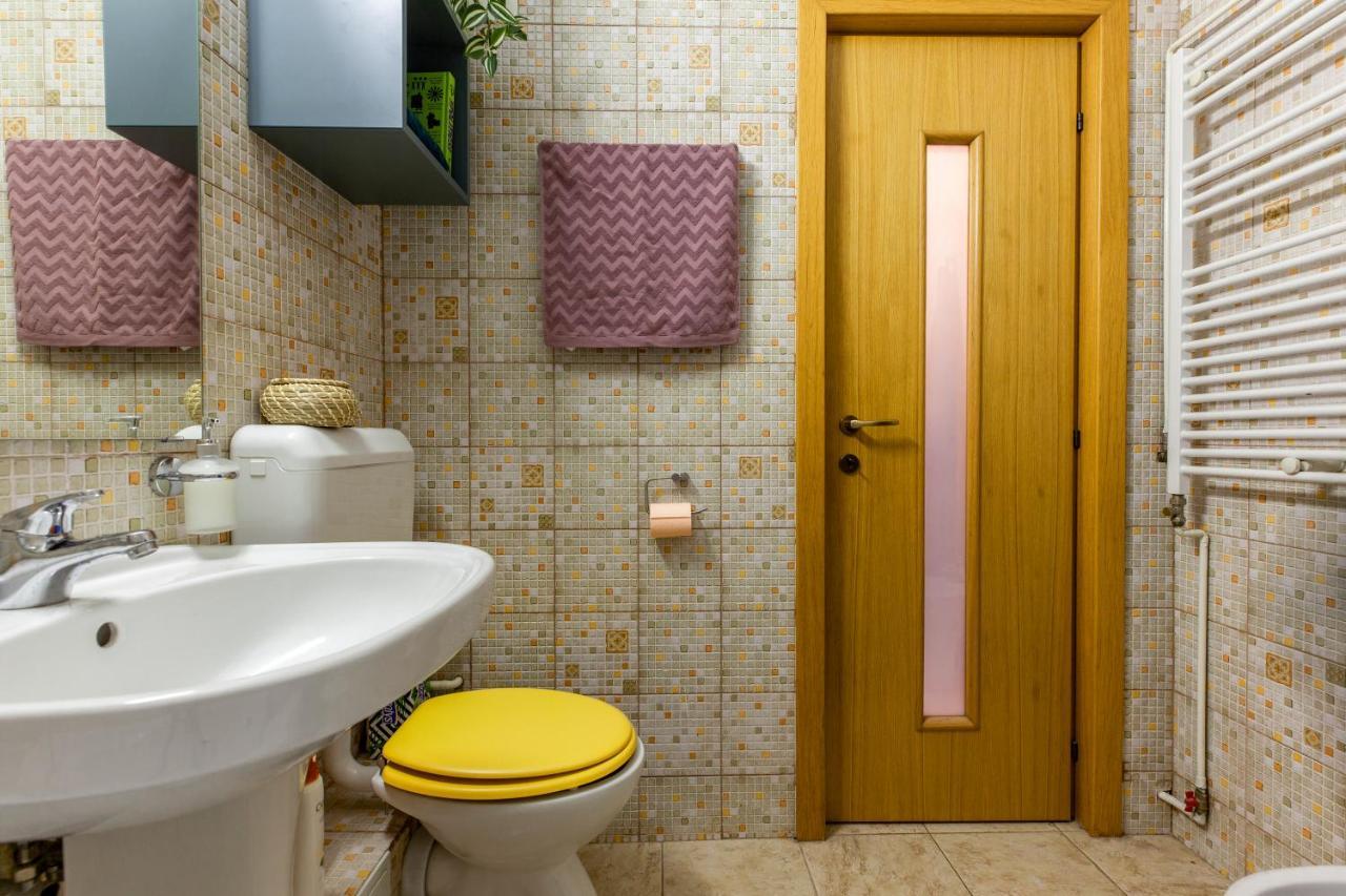 13 Septembrie Apt, Near Marriott Бухарест Экстерьер фото